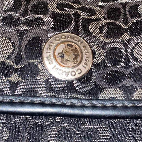 Coach Black & Silver Lorax Kiss Lock Wristlet - Picture 2 of 11